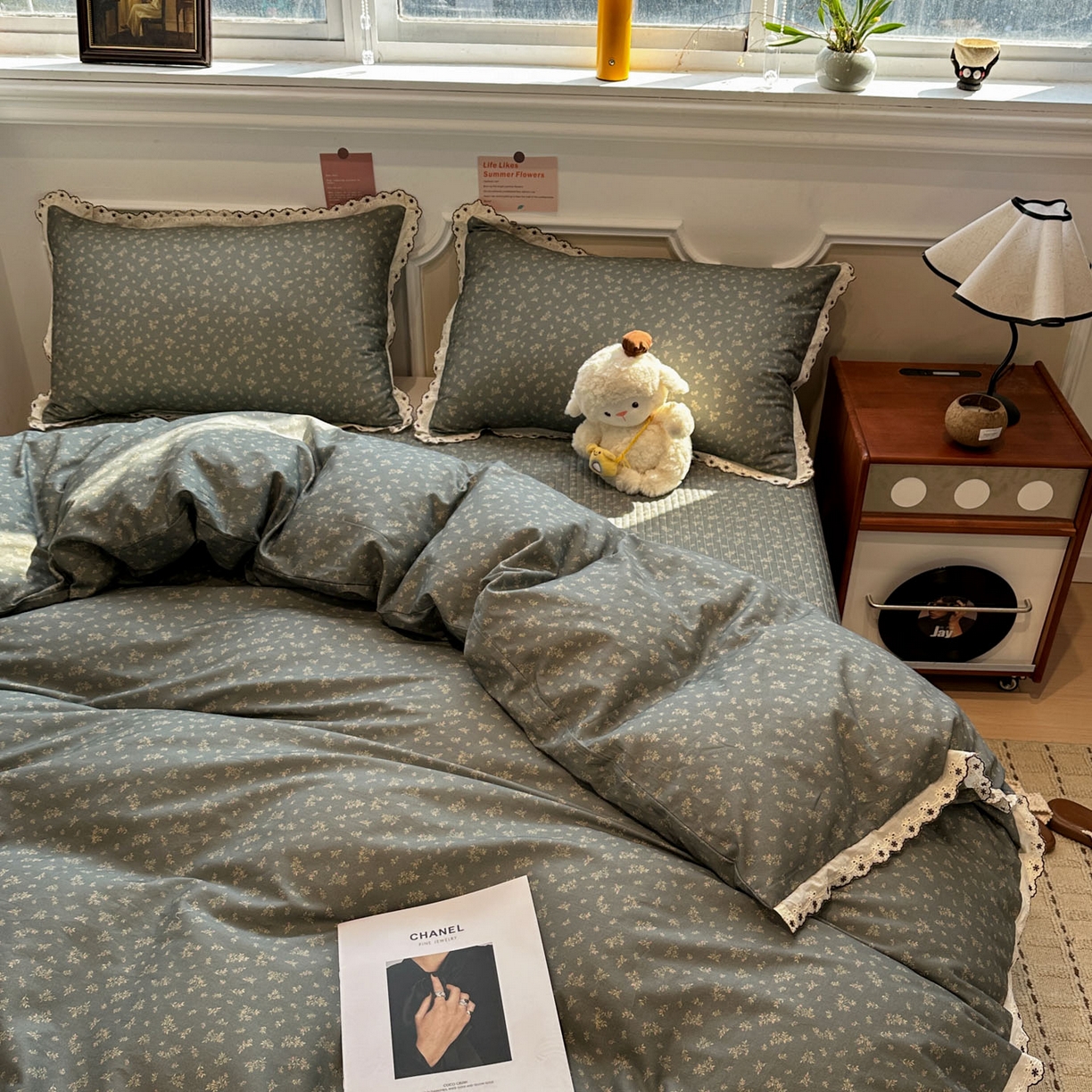 91家纺网 家纺一手货源 找家纺 橙子家居 2026新款纯棉法式复古蕾丝花边床盖四件套 墨影