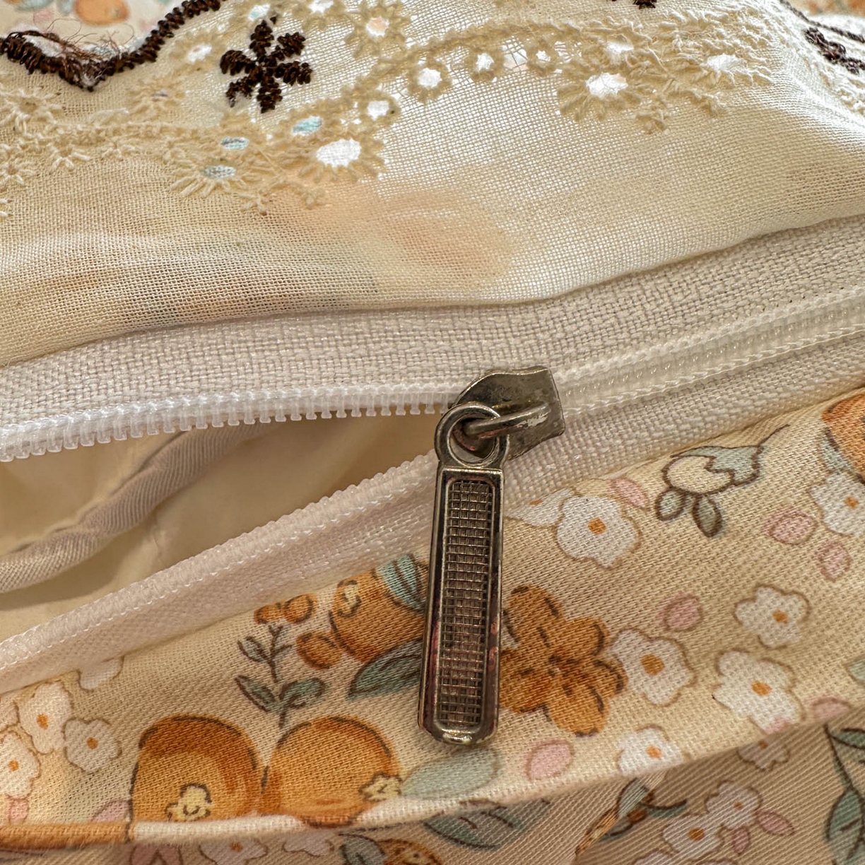 91家纺网 家纺一手货源 找家纺 橙子家居 2026新款纯棉法式复古蕾丝花边床盖四件套 普罗旺斯