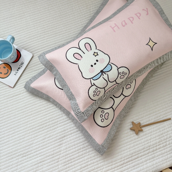 91家纺网 家纺一手货源 找家纺 萌宝家纺  2026新款900D加密儿童冰丝枕套夏季A类冰藤枕头 可爱兔子