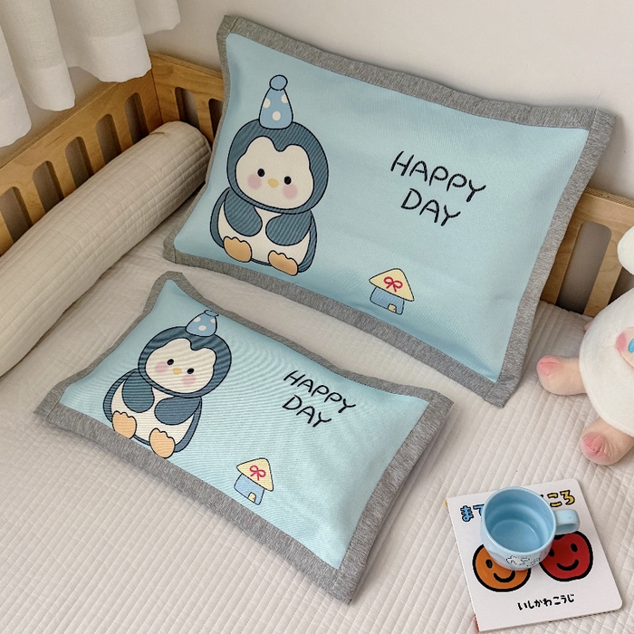 91家纺网 家纺一手货源 找家纺 萌宝家纺  2026新款900D加密儿童冰丝枕套夏季A类冰藤枕头 可爱小企鹅