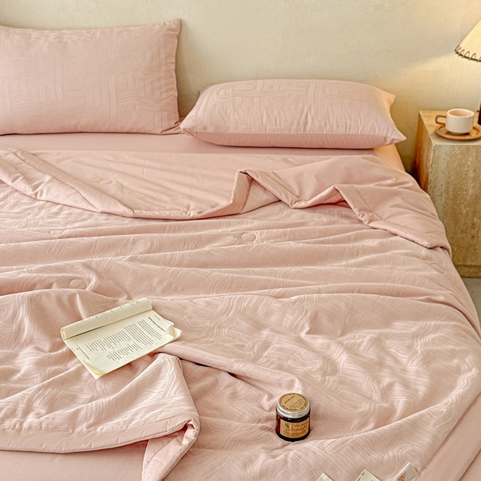 91家纺网 家纺一手货源 找家纺 （总）一加一 2026新款全棉纯棉三层纱色织提花大豆夏被四件套-云棉肌理