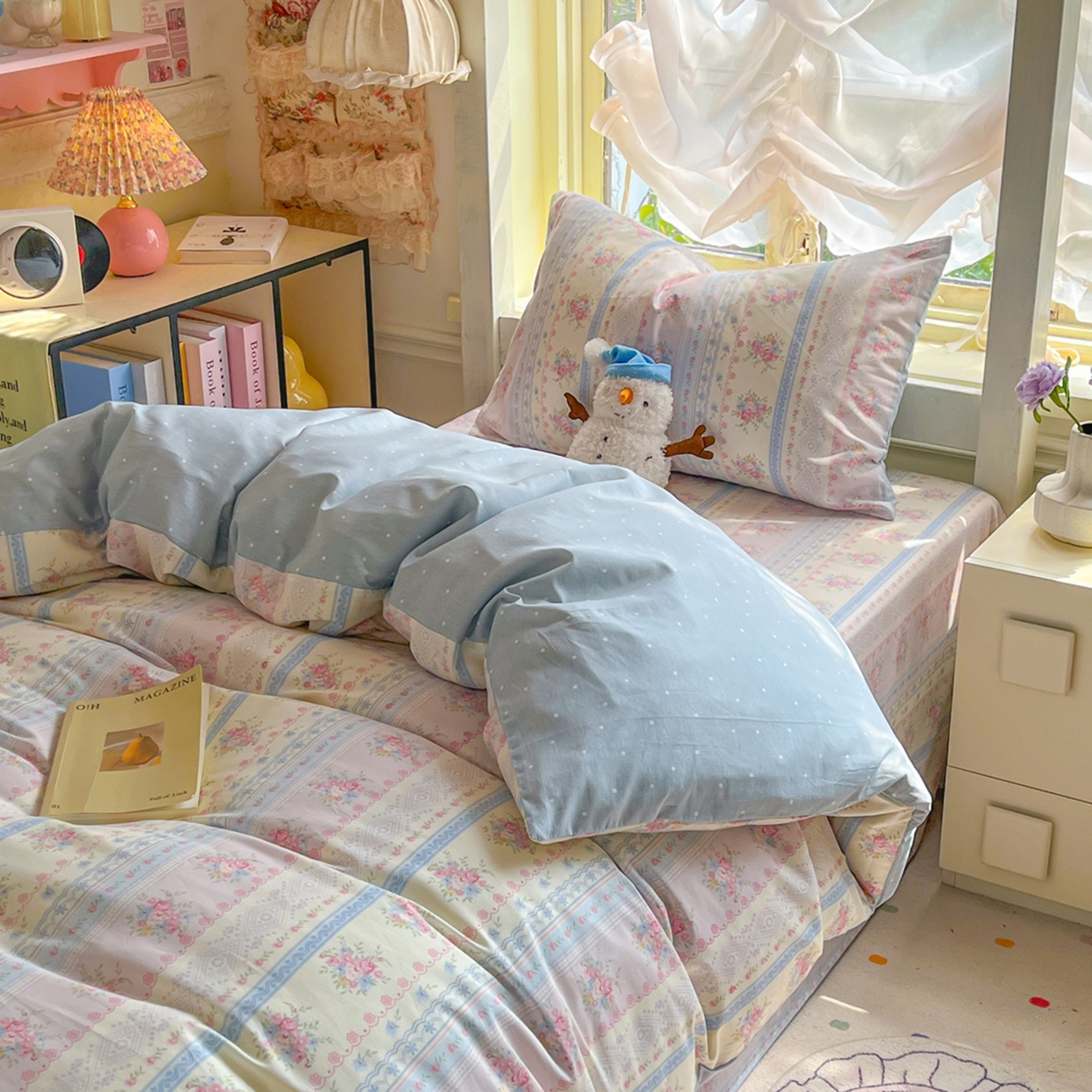 91家纺网 家纺一手货源 找家纺 简约家纺 2026新款全棉印花学生宿舍三件套系列 花满情