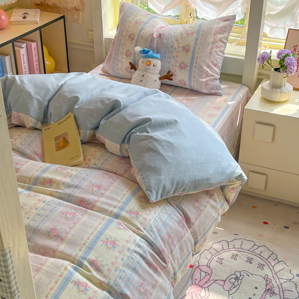 91家纺网 家纺一手货源 找家纺 简约家纺 2026新款全棉印花学生宿舍三件套系列 花满情