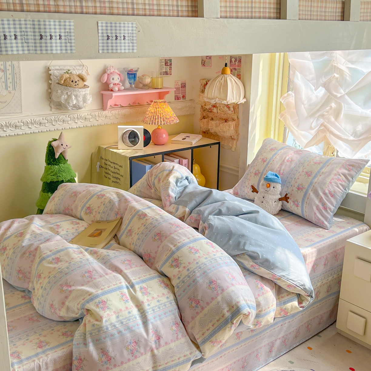 91家纺网 家纺一手货源 找家纺 简约家纺 2026新款全棉印花学生宿舍三件套系列 花满情