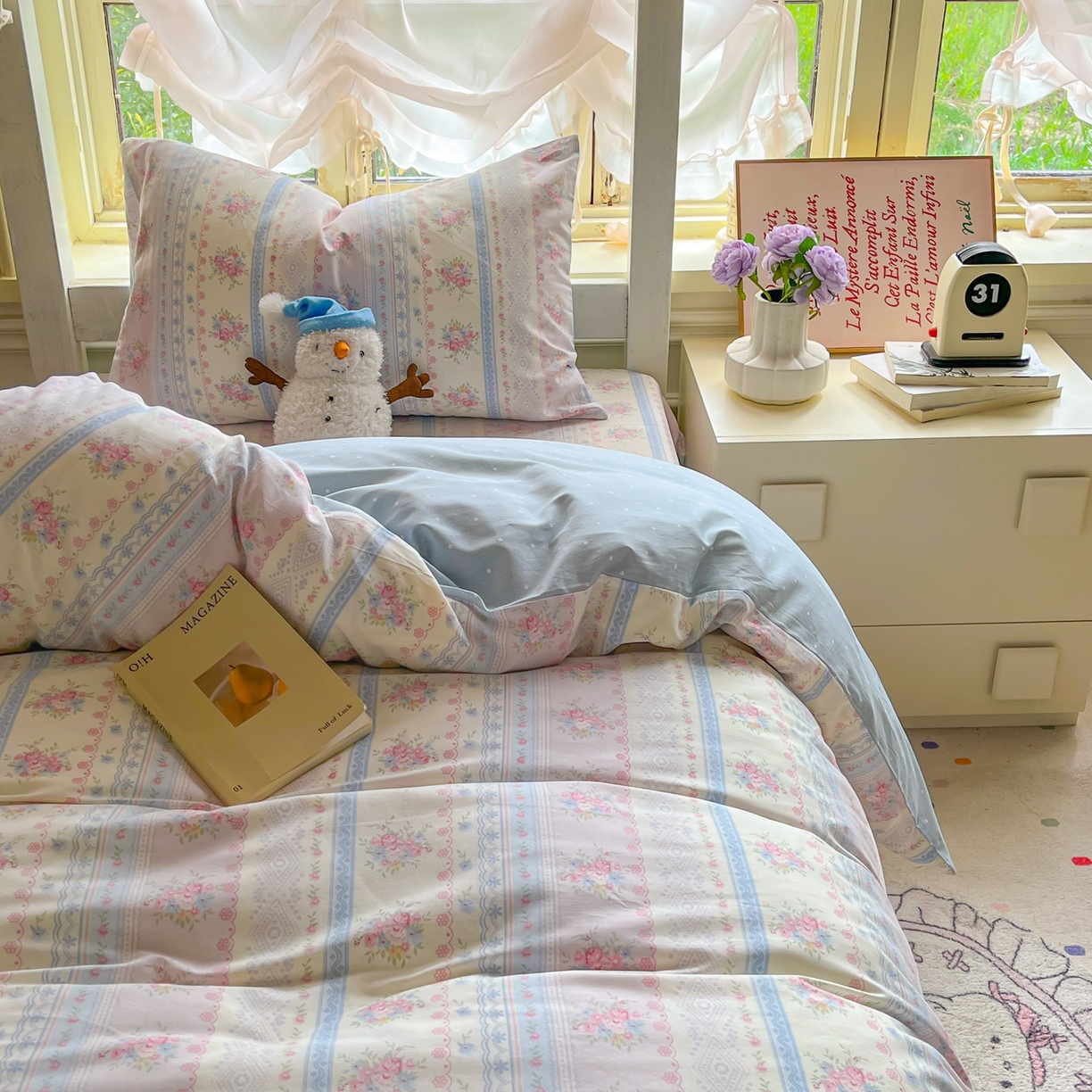 91家纺网 家纺一手货源 找家纺 简约家纺 2026新款全棉印花学生宿舍三件套系列 花满情