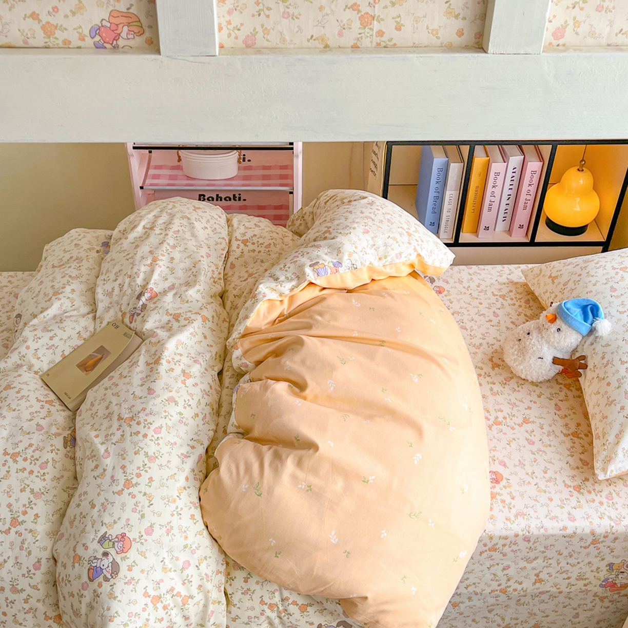 91家纺网 家纺一手货源 找家纺 简约家纺 2026新款全棉印花学生宿舍三件套系列 史努比花海