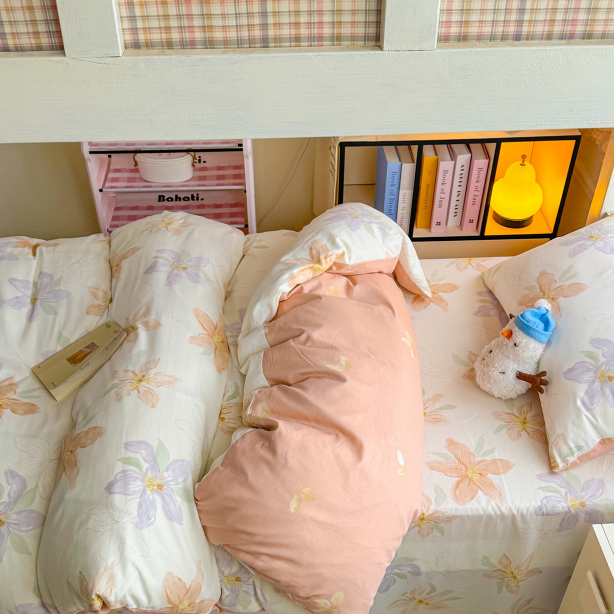 91家纺网 家纺一手货源 找家纺 简约家纺 2026新款全棉印花学生宿舍三件套系列 怡花