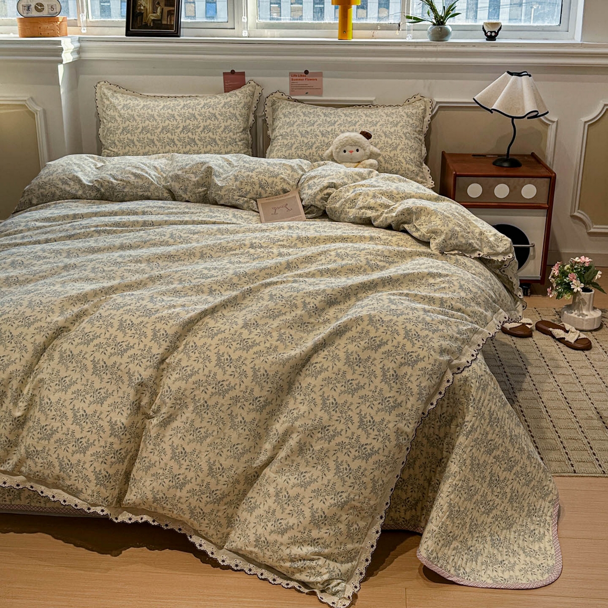 91家纺网 家纺一手货源 找家纺 橙子家居 2026新款纯棉法式复古蕾丝花边床盖四件套 枝蔓-浅蓝