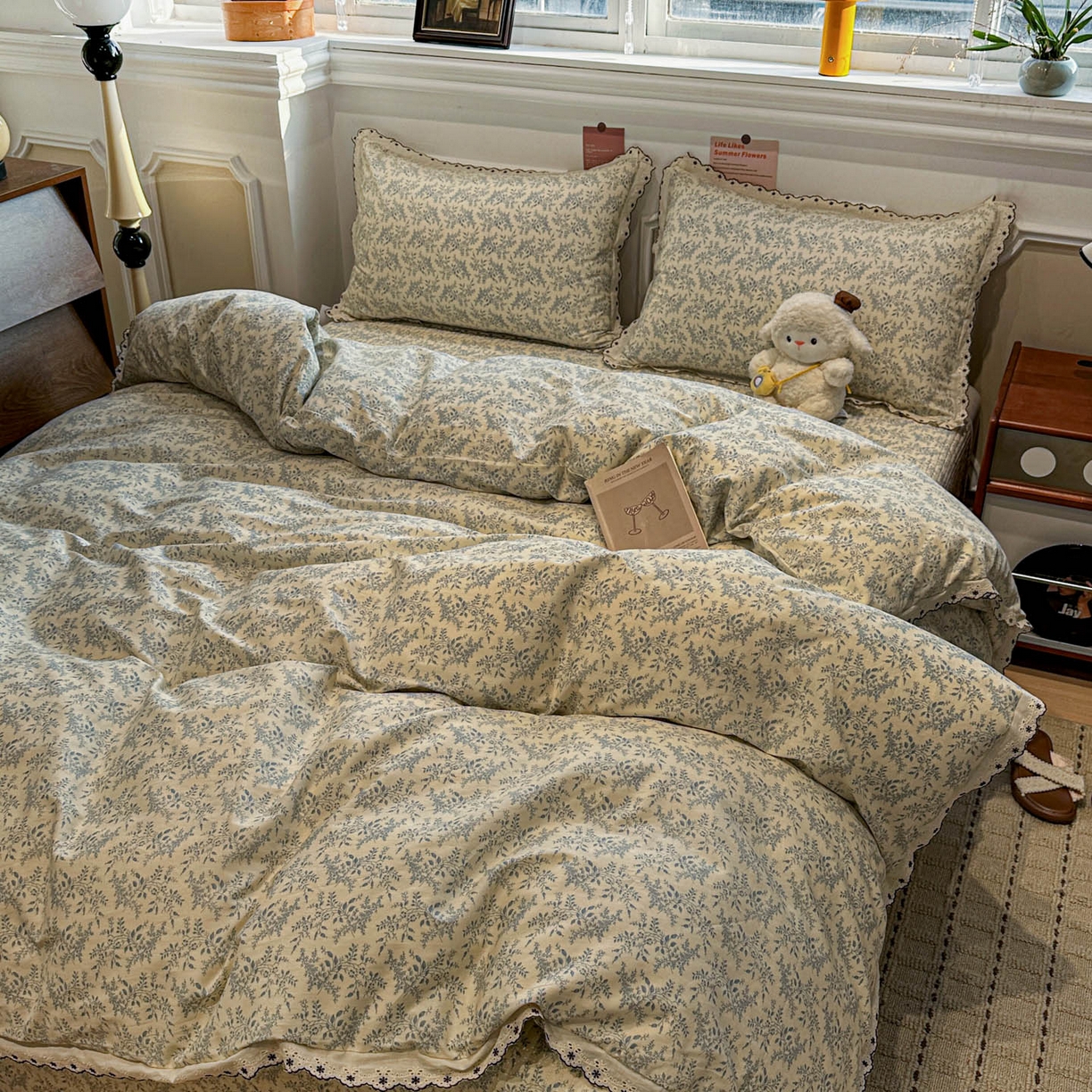 91家纺网 家纺一手货源 找家纺 橙子家居 2026新款纯棉法式复古蕾丝花边床盖四件套 枝蔓-浅蓝