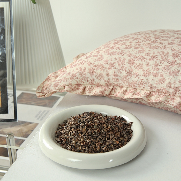 91家纺网 家纺一手货源 找家纺 （总）明星枕业 2026新款韩式花边棉麻月牙荞麦枕可拆洗月亮枕头护颈椎枕芯