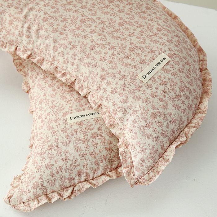 91家纺网 家纺一手货源 找家纺 明星枕业 2026新款韩式花边棉麻月牙荞麦枕可拆洗月亮枕头护颈椎枕芯 浅汐