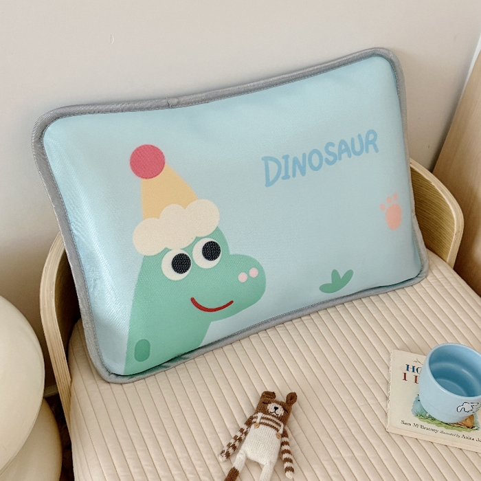 91家纺网 家纺一手货源 找家纺 萌宝家纺  2026新款夏季凉感儿童冰丝枕套双面冰藤枕(新增花型） 帽子恐龙