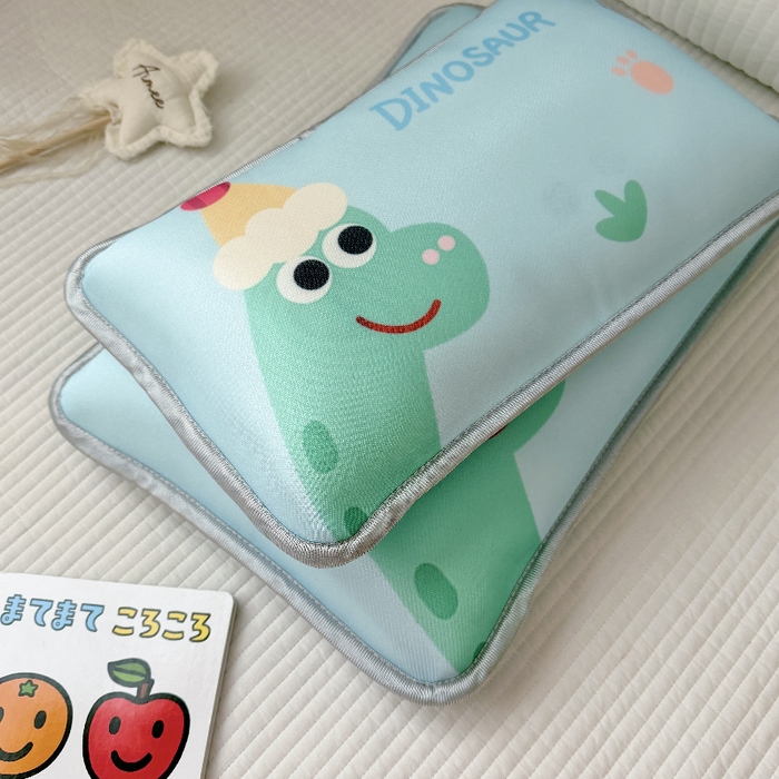 91家纺网 家纺一手货源 找家纺 萌宝家纺  2026新款夏季凉感儿童冰丝枕套双面冰藤枕(新增花型） 帽子恐龙