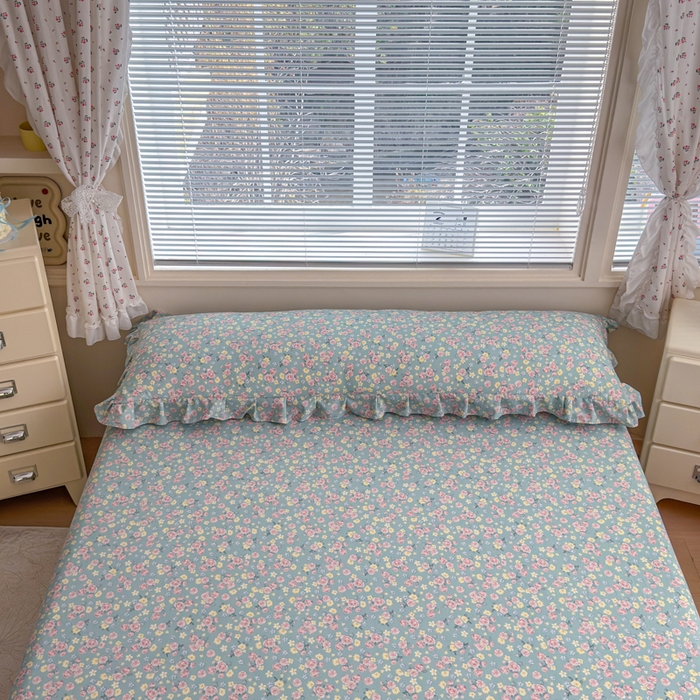 91家纺网 家纺一手货源 找家纺 爱多多家居 2026春夏花边款水洗古棉枕套长枕套 床裙-薄荷玫瑰