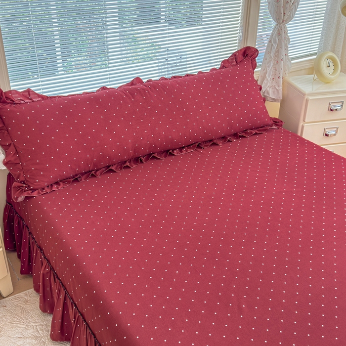 爱多多家居 2026春夏花边款水洗古棉枕套长枕套 床裙-酒红波点