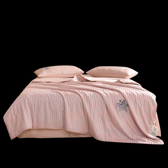 91家纺网 家纺一手货源 找家纺 慕晨 2026新款天丝莱赛尔数码印加绣花高级简奢丝滑丝绸卡通款夏被四件套 星兔