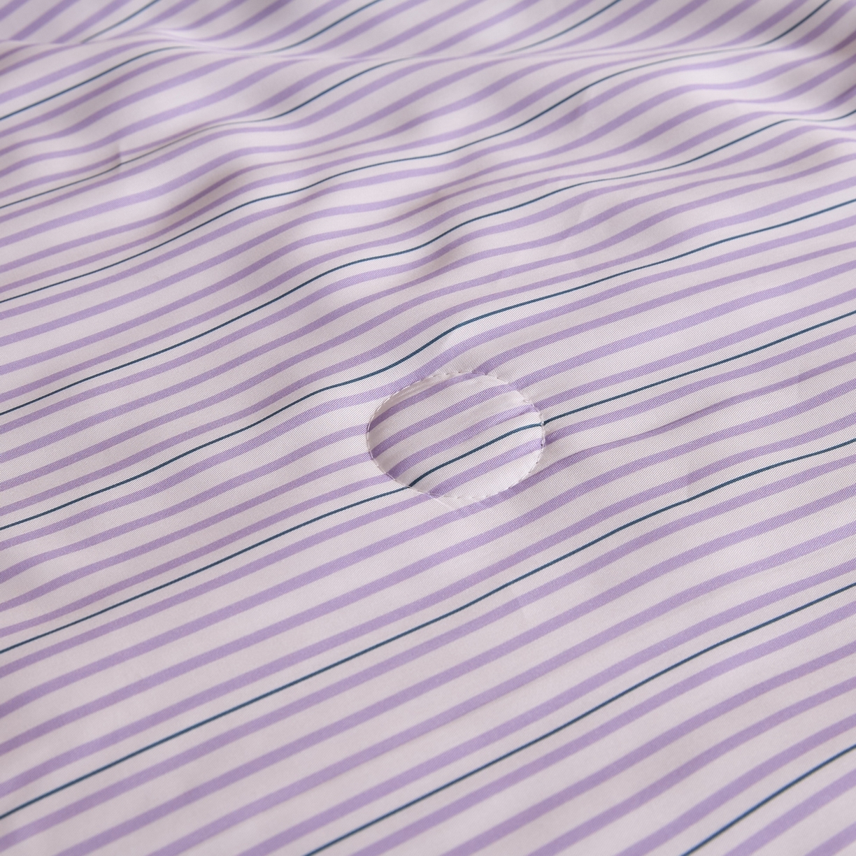 91家纺网 家纺一手货源 找家纺 慕晨 2026新款天丝莱赛尔数码印加绣花高级简奢丝滑丝绸卡通款夏被四件套 彩蝶