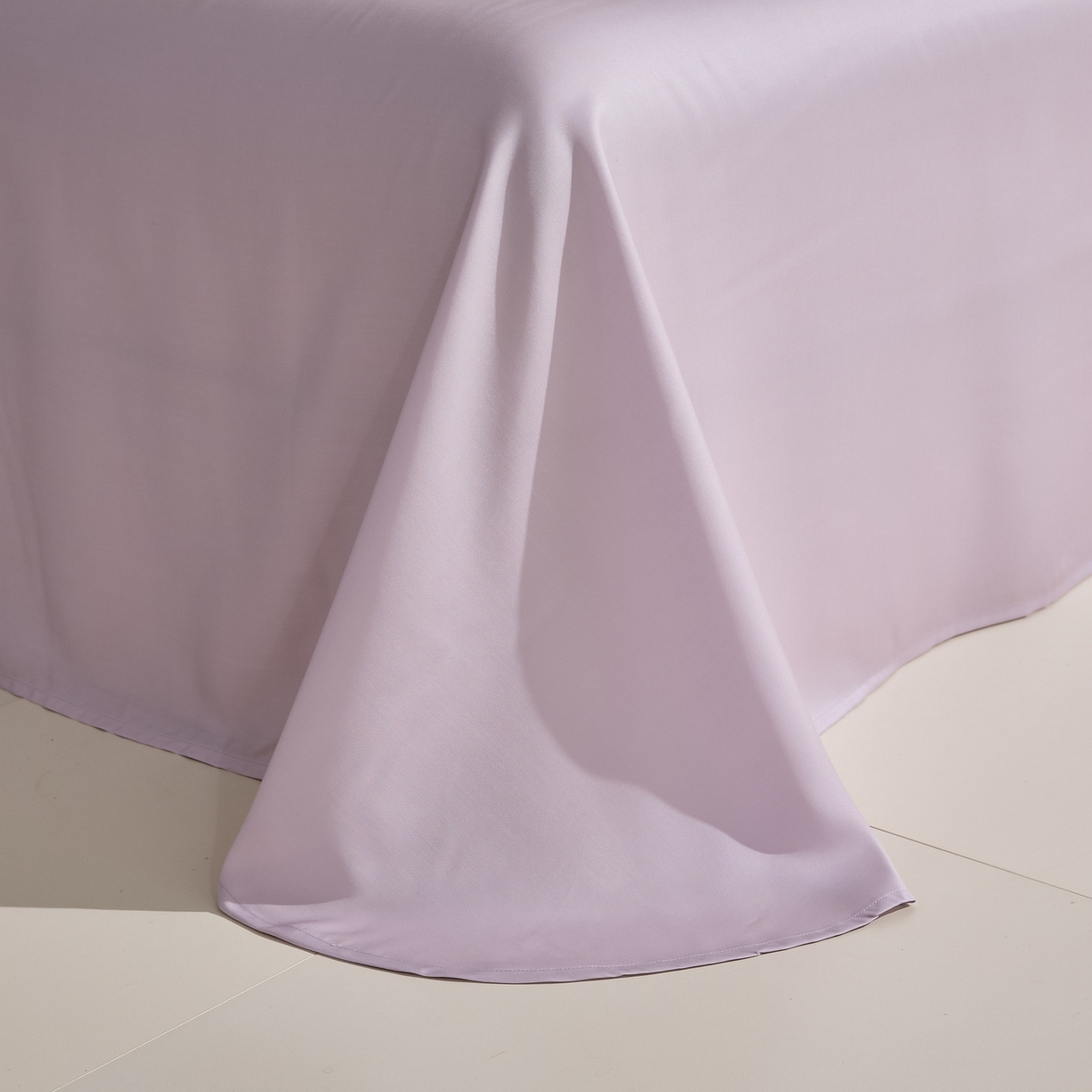 91家纺网 家纺一手货源 找家纺 慕晨 2026新款天丝莱赛尔数码印加绣花高级简奢丝滑丝绸卡通款被套四件套 彩蝶