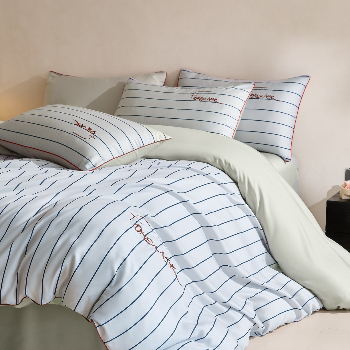 慕晨 2026新款天丝莱赛尔数码印加绣花高级简奢丝滑丝绸卡通款被套四件套 永恒