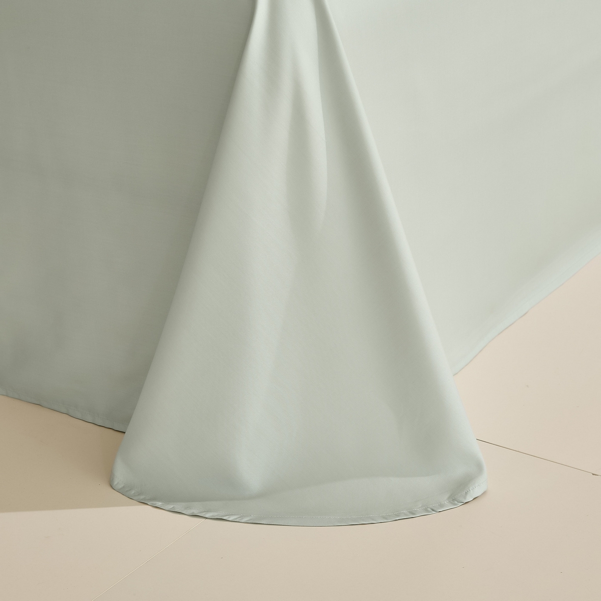 91家纺网 家纺一手货源 找家纺 慕晨 2026新款天丝莱赛尔数码印加绣花高级简奢丝滑丝绸卡通款被套四件套 永恒