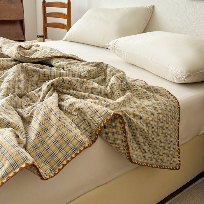 91家纺网 家纺一手货源 找家纺 （总）逸林家纺2026新款水洗棉夏被无印风格子夏被空调被贝壳绣系列学生单/双人夏被