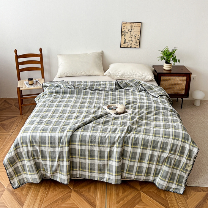 91家纺网 家纺一手货源 找家纺 逸林家纺2026新款水洗棉夏被无印风格子夏被空调被贝壳绣系列学生单/双人夏被 雅格-灰