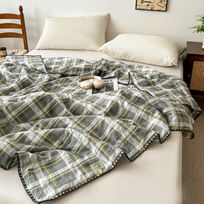 91家纺网 家纺一手货源 找家纺 逸林家纺2026新款水洗棉夏被无印风格子夏被空调被贝壳绣系列学生单/双人夏被 雅格-灰