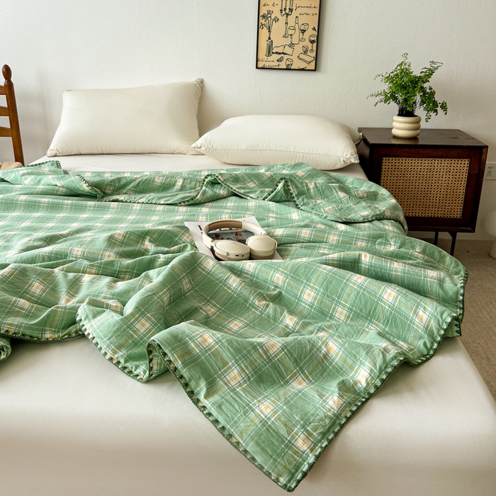 91家纺网 家纺一手货源 找家纺 逸林家纺2026新款水洗棉夏被无印风格子夏被空调被贝壳绣系列学生单/双人夏被 彩绿格