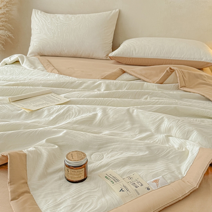 91家纺网 家纺一手货源 找家纺 一加一 2026新款全棉纯棉三层纱色织提花大豆夏被四件套-云棉肌理 凯迪娜（米白）