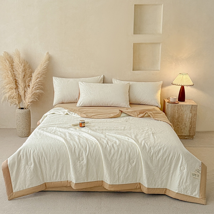 91家纺网 家纺一手货源 找家纺 一加一 2026新款全棉纯棉三层纱色织提花大豆夏被四件套-云棉肌理 凯迪娜（米白）