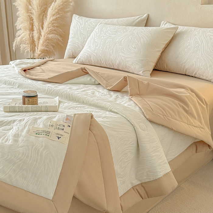 91家纺网 家纺一手货源 找家纺 一加一 2026新款全棉纯棉三层纱色织提花大豆夏被四件套-云棉肌理 凯迪娜（米白）