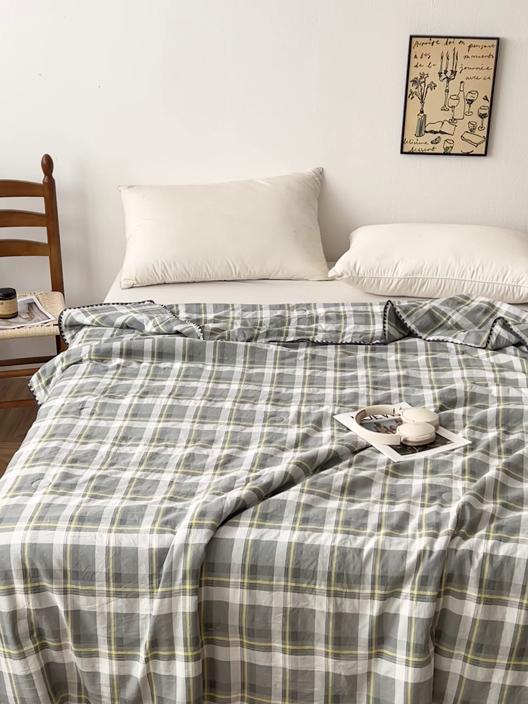 91家纺网 家纺一手货源 找家纺 逸林家纺2026新款水洗棉夏被无印风格子夏被空调被贝壳绣系列学生单/双人夏被 雅格-灰