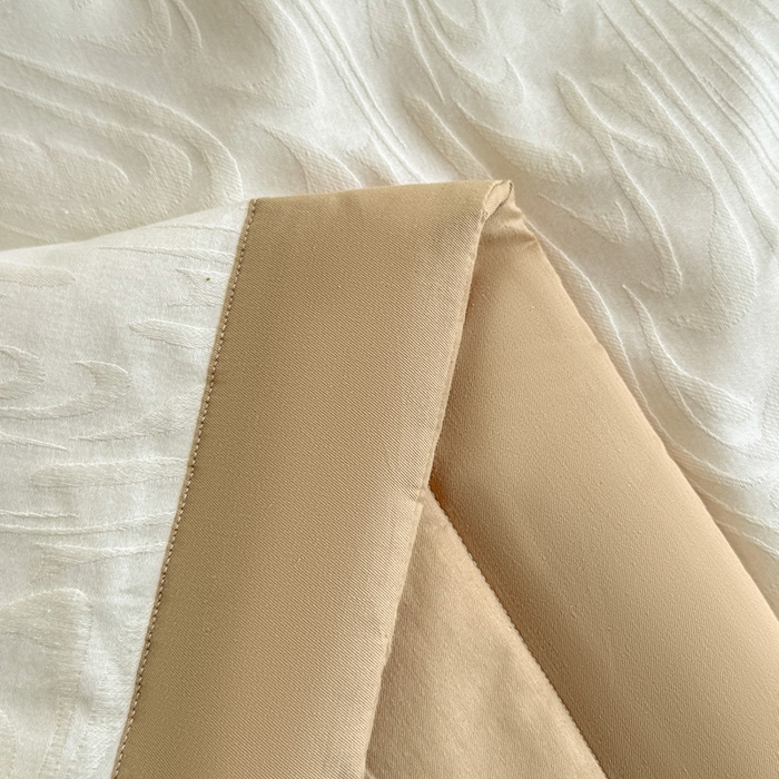 91家纺网 家纺一手货源 找家纺 一加一 2026新款全棉纯棉三层纱色织提花大豆夏被四件套-云棉肌理 凯迪娜（米白）