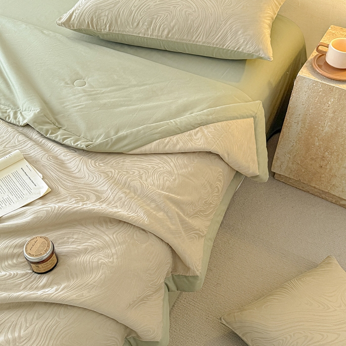 91家纺网 家纺一手货源 找家纺 一加一 2026新款全棉纯棉三层纱色织提花大豆夏被四件套-云棉肌理 凯迪娜（浅茶色）