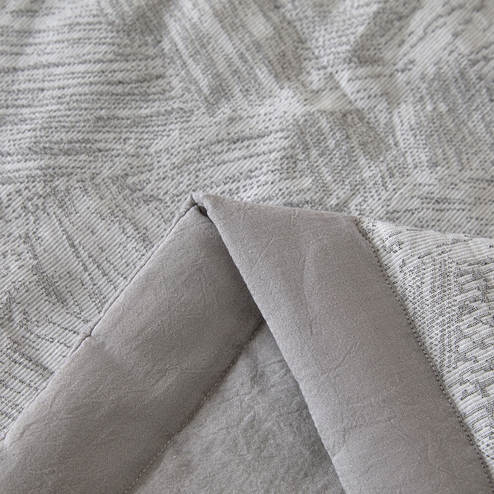 91家纺网 家纺一手货源 找家纺 一加一 2026新款全棉纯棉三层纱色织提花大豆夏被四件套-云棉肌理 凯撒-灰