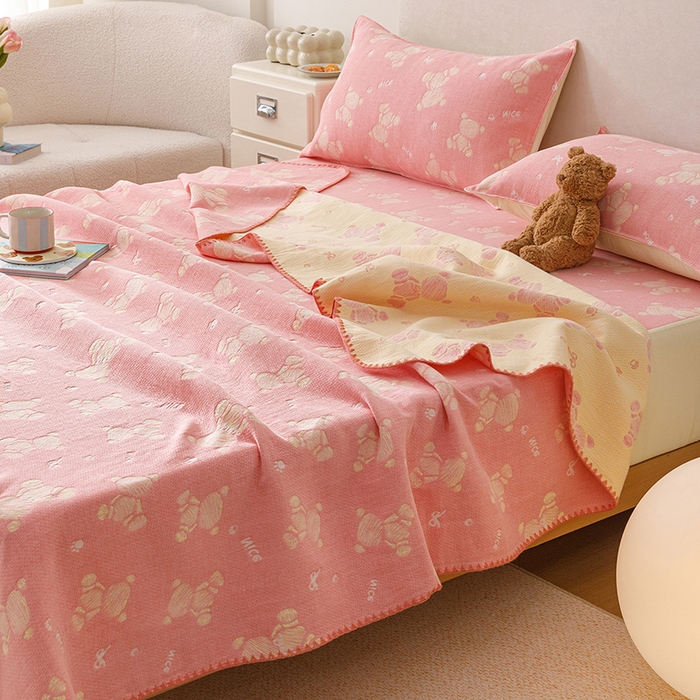 91家纺网 家纺一手货源 找家纺 悦然毛巾被 2026新款三层纱全棉纱布毛巾被盖毯夏被床单夏凉被空调被 晴粉