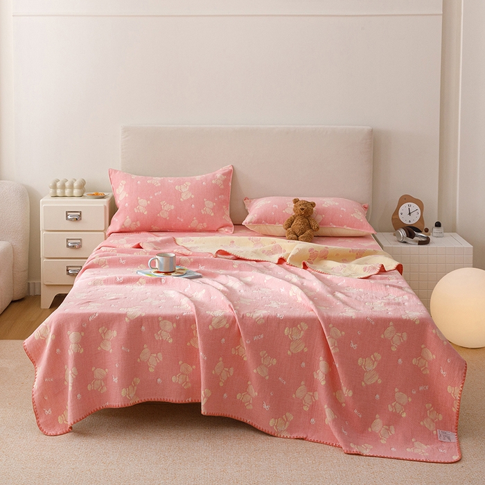 91家纺网 家纺一手货源 找家纺 悦然毛巾被 2026新款三层纱全棉纱布毛巾被盖毯夏被床单夏凉被空调被 晴粉