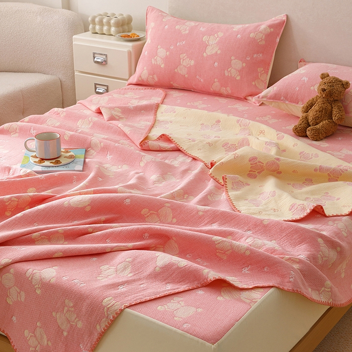 91家纺网 家纺一手货源 找家纺 悦然毛巾被 2026新款三层纱全棉纱布毛巾被盖毯夏被床单夏凉被空调被 晴粉