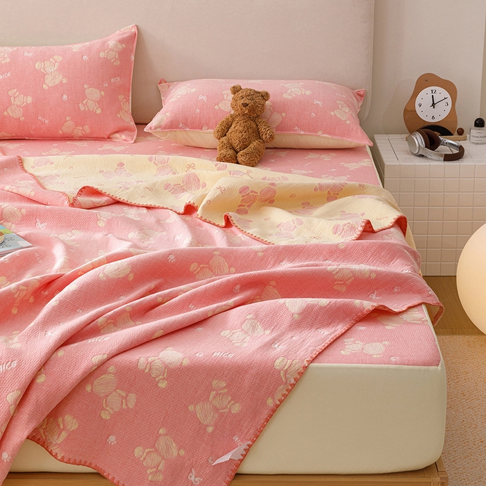 91家纺网 家纺一手货源 找家纺 悦然毛巾被 2026新款三层纱全棉纱布毛巾被盖毯夏被床单夏凉被空调被 晴粉