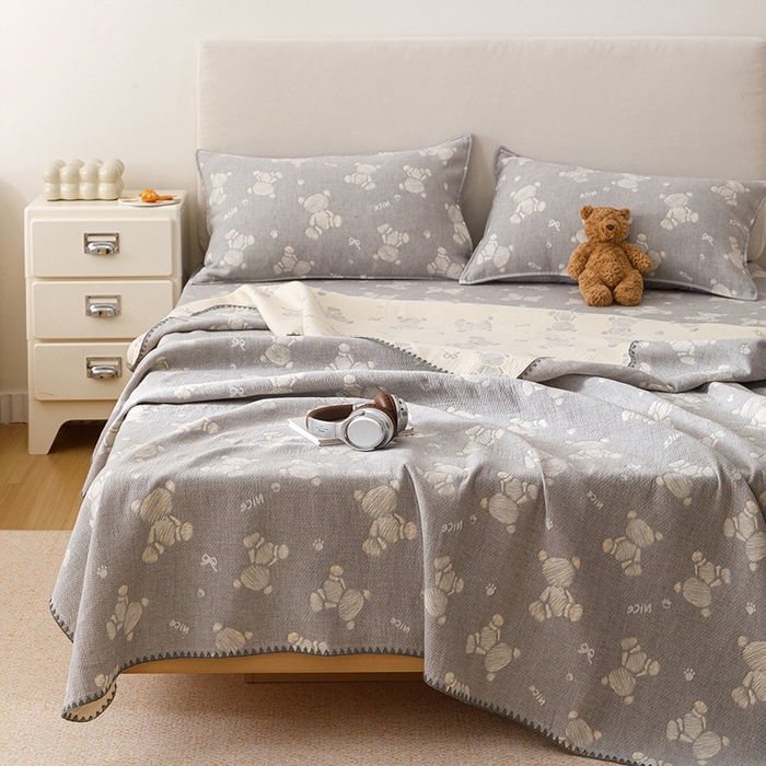 91家纺网 家纺一手货源 找家纺 悦然毛巾被 2026新款三层纱全棉纱布毛巾被盖毯夏被床单夏凉被空调被 晴灰