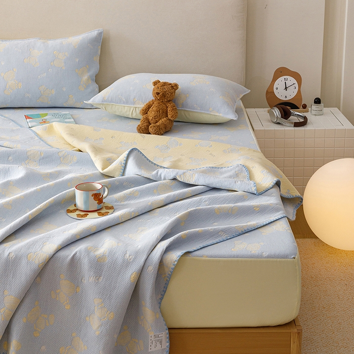 91家纺网 家纺一手货源 找家纺 悦然毛巾被 2026新款三层纱全棉纱布毛巾被盖毯夏被床单夏凉被空调被 晴蓝