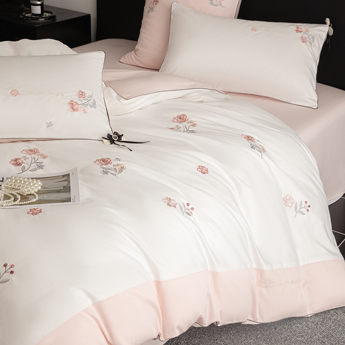 91家纺网 家纺一手货源 找家纺 （总）懒猫家纺 2026新款A类高精密40支【樱花奶芙】全棉刺绣四件套  【带礼盒】