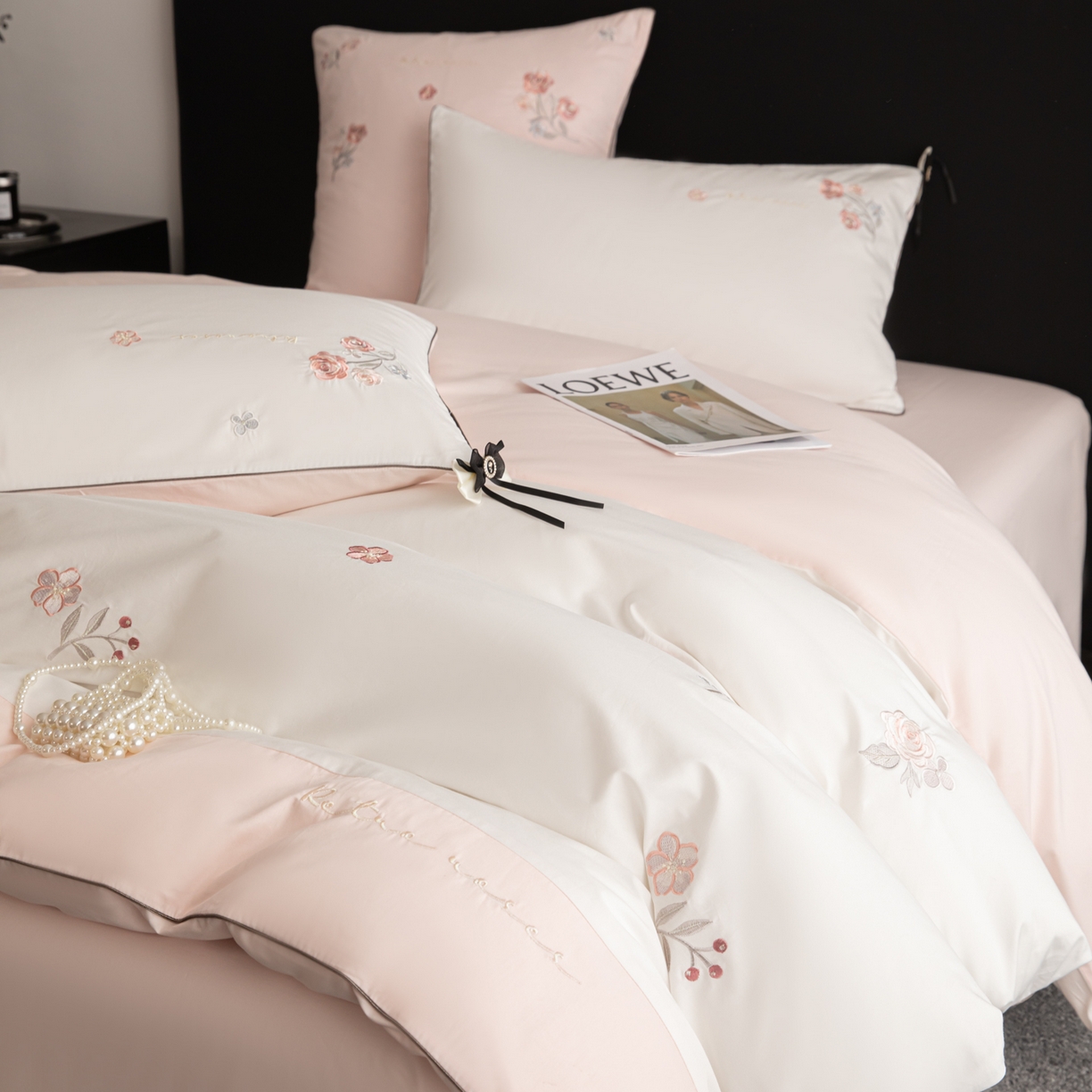 91家纺网 家纺一手货源 找家纺 （总）懒猫家纺 2026新款A类高精密40支【樱花奶芙】全棉刺绣四件套  【带礼盒】