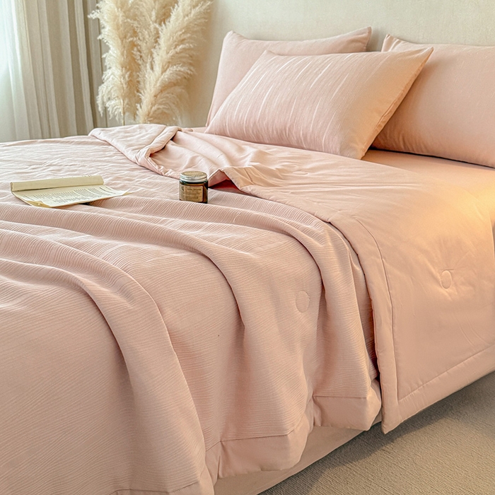 一加一 2026新款全棉纯棉三层纱色织提花大豆夏被四件套-云棉肌理 佐冉（粉金）