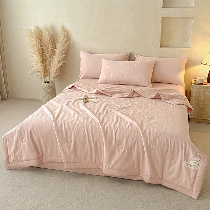 91家纺网 家纺一手货源 找家纺 一加一 2026新款全棉纯棉三层纱色织提花大豆夏被四件套-云棉肌理 佐冉（粉金）