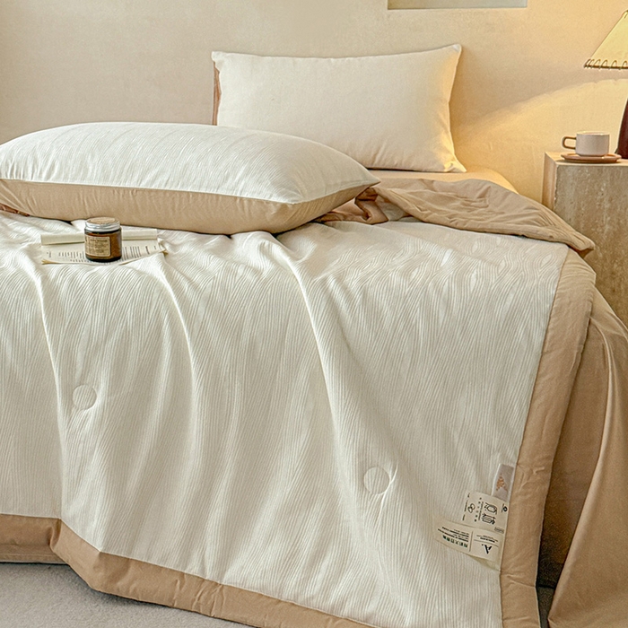 91家纺网 家纺一手货源 找家纺 一加一 2026新款全棉纯棉三层纱色织提花大豆夏被四件套-云棉肌理 佐冉（米白）