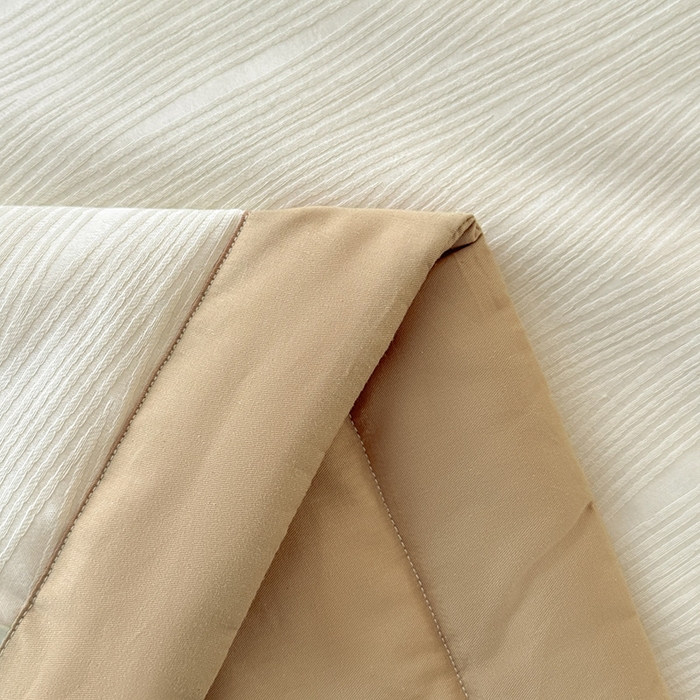 91家纺网 家纺一手货源 找家纺 一加一 2026新款全棉纯棉三层纱色织提花大豆夏被四件套-云棉肌理 佐冉（米白）