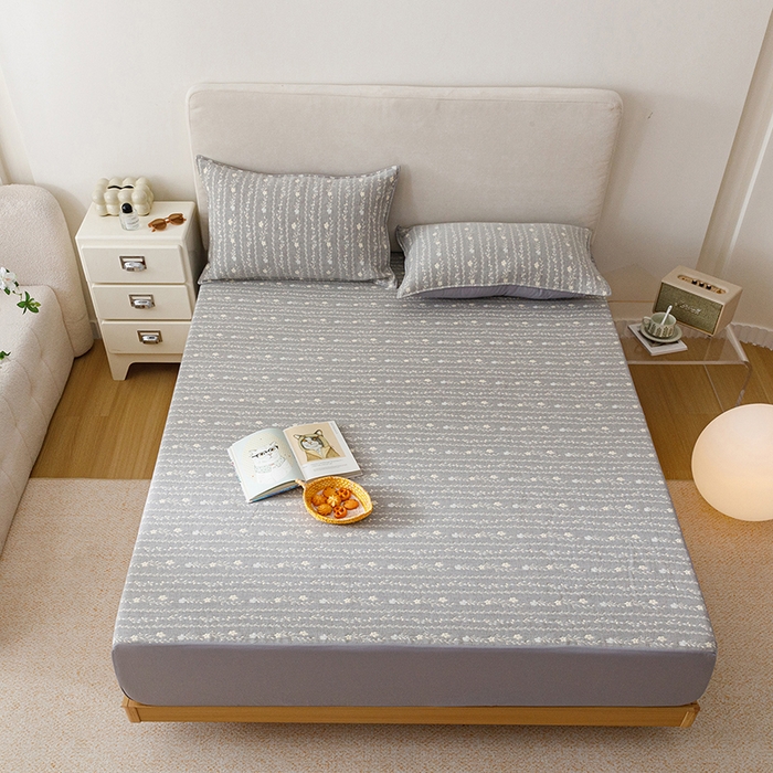 91家纺网 家纺一手货源 找家纺 悦然毛巾被 2026新款水洗三层纱布全棉床笠套件床单夹棉床罩A类单床笠床笠单件 空境灰