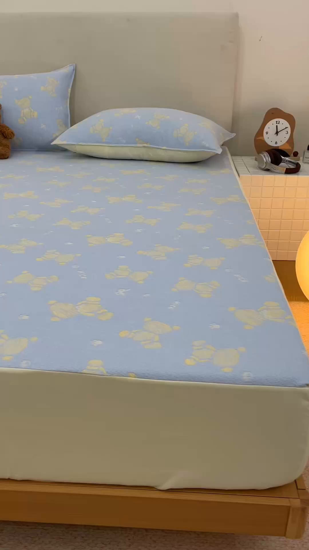 91家纺网 家纺一手货源 找家纺 悦然毛巾被 2026新款水洗三层纱布全棉床笠套件床单夹棉床罩A类单床笠床笠单件 晴蓝