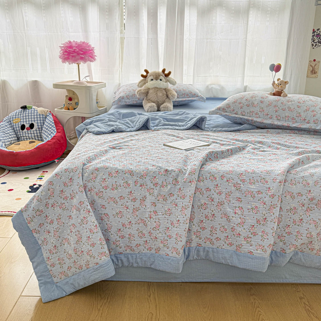 91家纺网 家纺一手货源 找家纺 蓝冰家纺 2026新款a类泡芙双层纱大豆夏被夏凉被空调被夏被四件套 泡芙-花开富贵